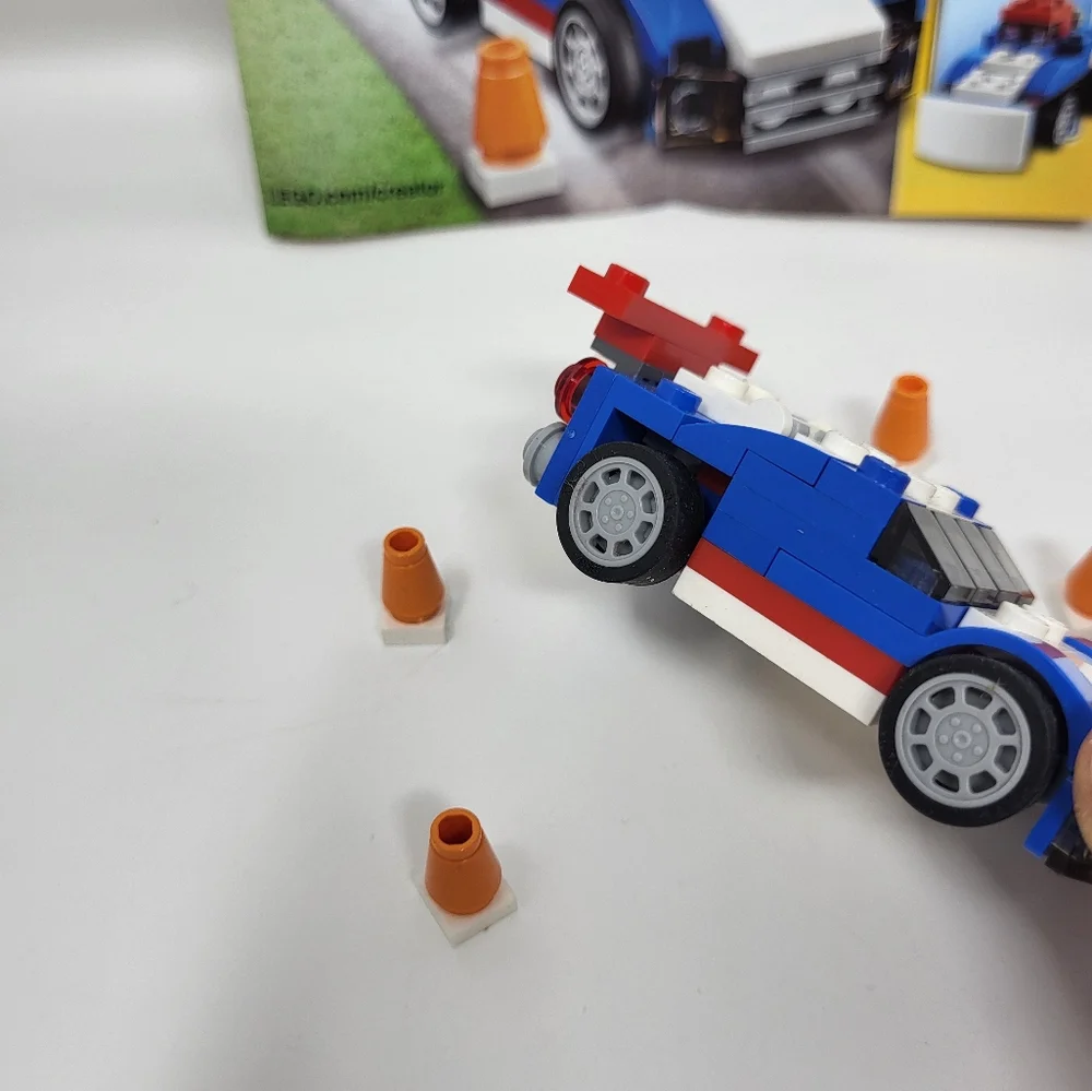Lego Creator 3 In 1 31023 Vehicle Transporter And 31027 Blue Racer Car - Picture 3 of 7